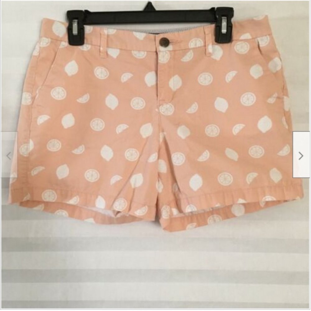 Women Shorts OLD NAVY Everyday Short Passe-Partout Mid Rise Fruit Print